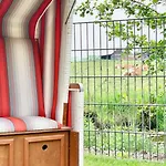 Idyllisches Mit Spielzimmer Und Garten Semesterbostad *