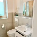 Idyllisches Mit Spielzimmer Und Garten 度假居 *
