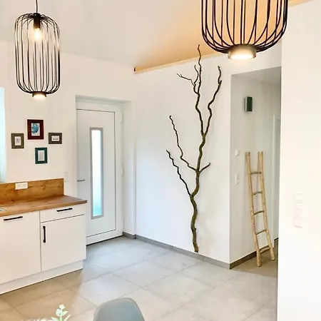 Idyllisches Mit Spielzimmer Und Garten Feriehus